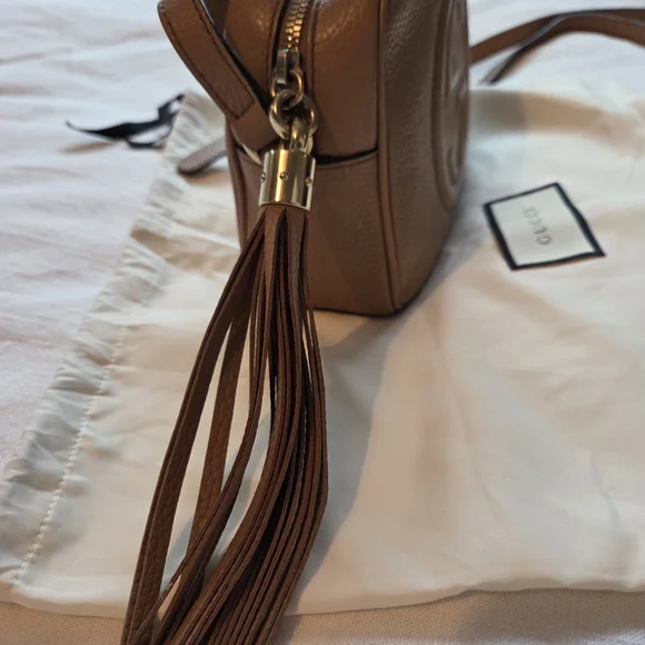 Gucci Soho Disco Crossbody Bag - Picture 6 of 15